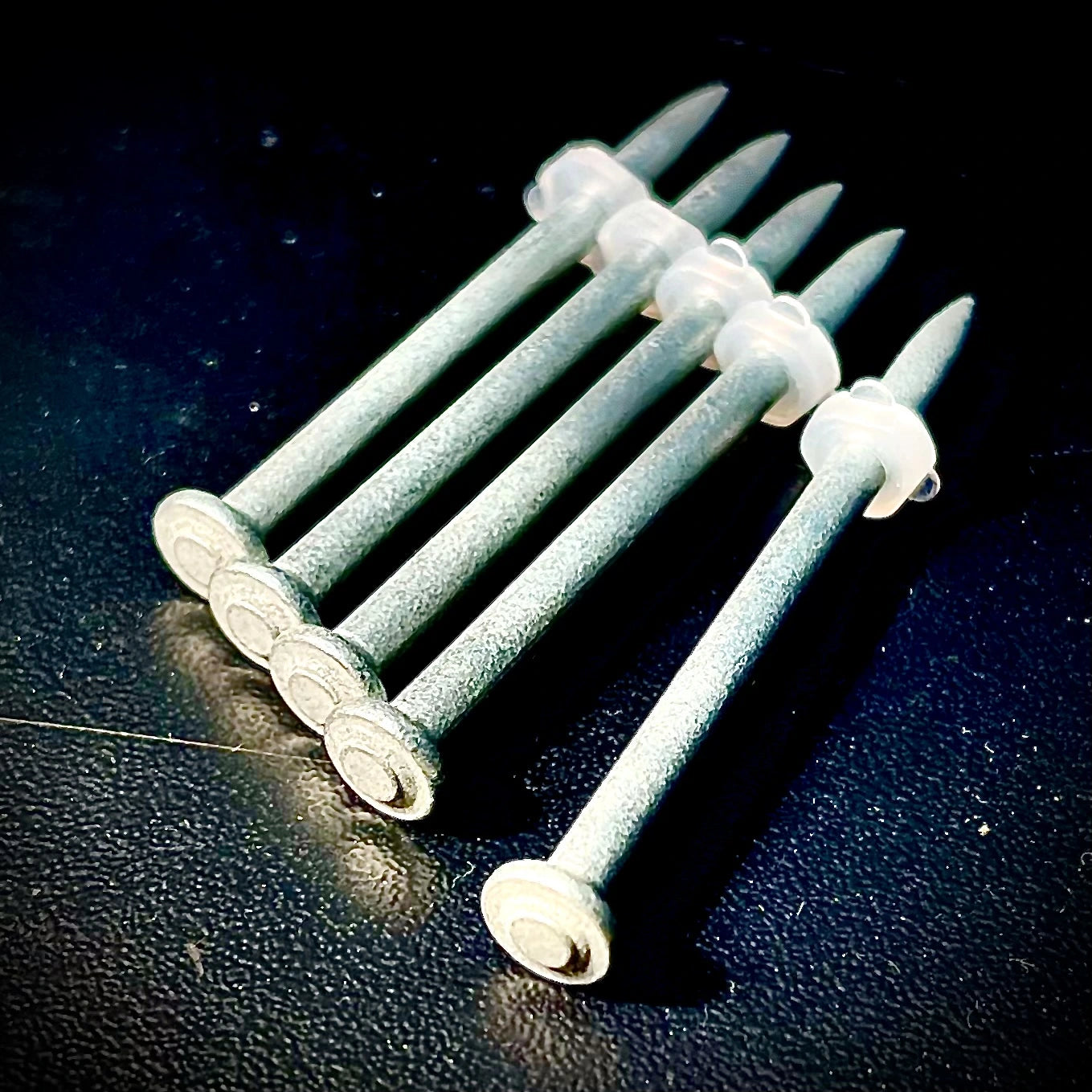 Shot Fired Plastic Washered Drive Pins 8mm Cartidge Tool Nails - Fixaball Ltd. Fixings and Fasteners UK